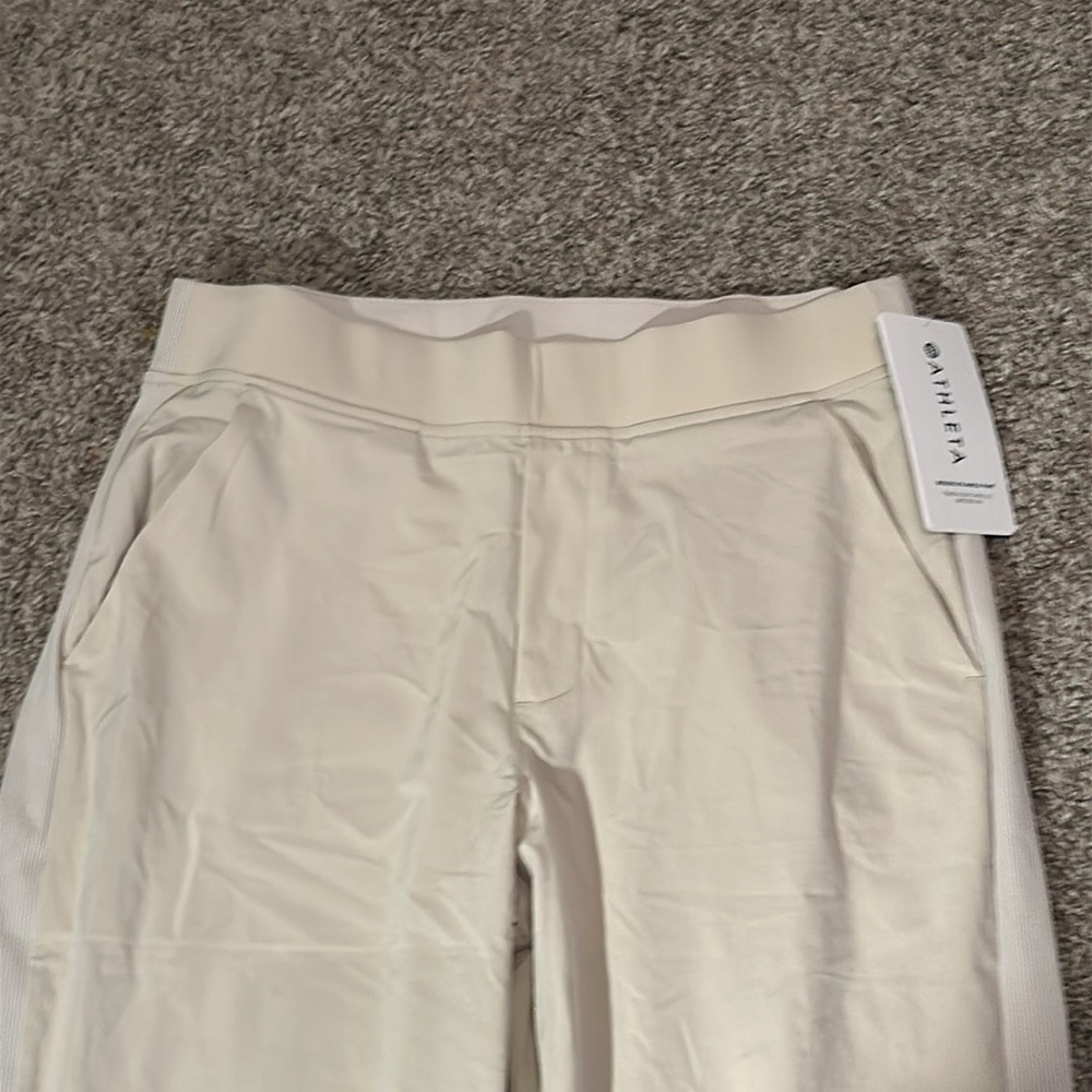 Athleta Pants Womens Size 10/P Brookyln Ankle Beige Lightweight Pull On /‎ NWT - Picture 4 of 10